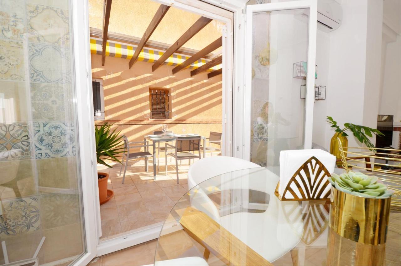 Punta Prima Pleasure With Private Parking In A Gated Community Close To The Beach ตอร์เรเวียคา ภายนอก รูปภาพ